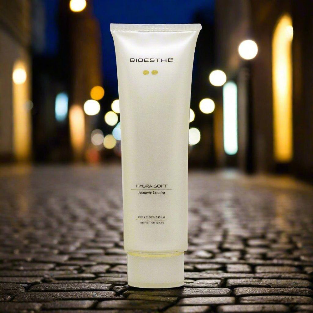 Hydra Soft Cream 150ml tube for anti-redness and skin hydration